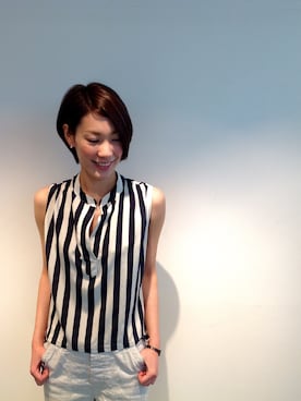 「アイテム（シャツ/ブラウス）」を使った、Yassanさん（レディース・166cm）の春コーディネート