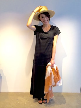 「アイテム（ストール/ショール）」を使った、Yassanさん（レディース・166cm）の春コーディネート