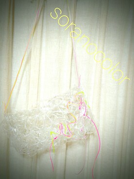 「アイテム（クラッチバッグ）」を使った、reeさん（レディース・158cm）の春コーディネート