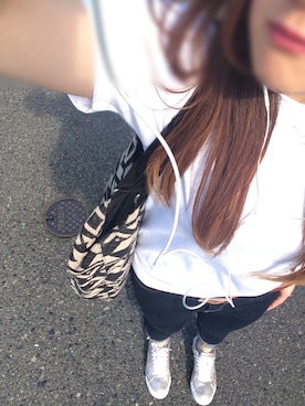 「UNIQLO（ユニクロ）のMEN ドライカラークルーネックT（半袖）（Tシャツ/カットソー、ホワイト系）」を使った、Mokeさん（レディース・160cm）の夏コーディネート
