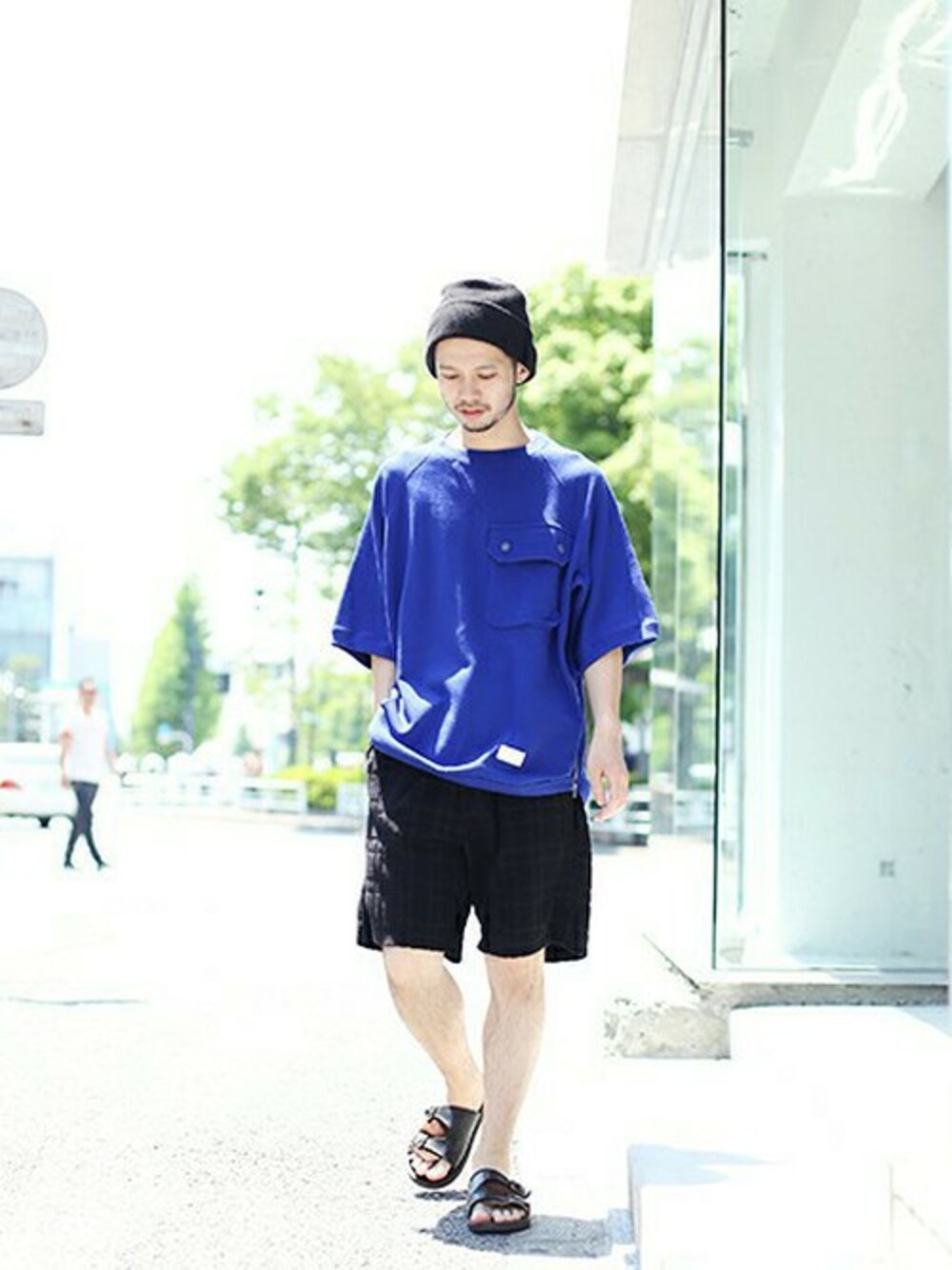 「スウェット、name.、STUDIOUS、ショーツ、STUDIOUS SELECT(STUDIOUS SELECT)」｜「Name.の【Name.×STUDIOUS】別注ショートスリーブスウェットプルオーバー（スウェット、ブルー系）」を使った、IWASEさん（メンズ・170cm）の夏コーディネートの1枚目の写真