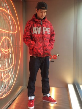 「AAPE BY A BATHING APE（エーエイプバイアベイシングエイプ）のアイテム（ジャケット/アウター）」を使った、吉田隼太郎さん（メンズ・179cm）の冬コーディネート