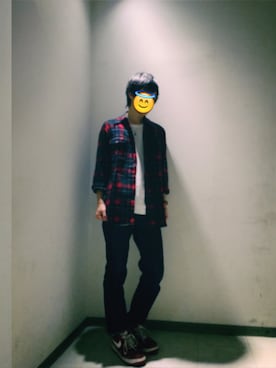 「Orobianco（オロビアンコ）のアイテム（アナログ腕時計、ゴールド系）」を使った、ケトナーさん（メンズ・170cm）の秋コーディネート
