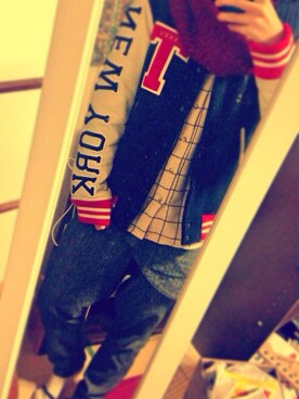 「TOMMY HILFIGER（トミーヒルフィガー）のアイテム（スタジャン）」を使った、itsukiさん（メンズ・166cm）の冬コーディネート