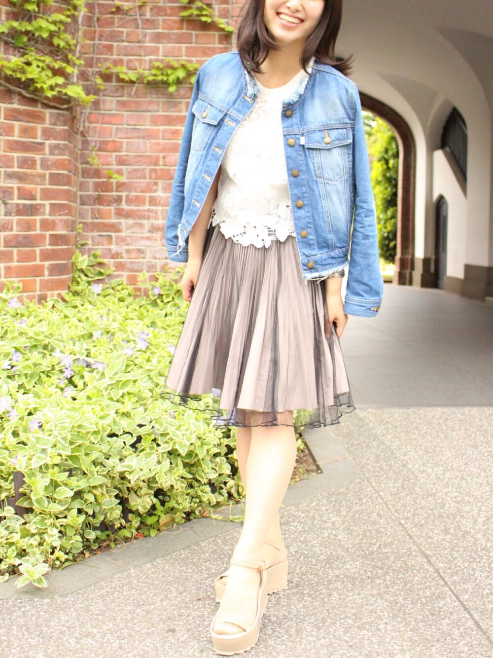 「COCO DEAL、summer style、spring」｜「COCO DEALのアイテム（サンダル、ベージュ系）」を使った、Risakoさん（レディース・160cm）の夏コーディネートの1枚目の写真
