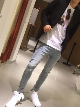 「アイテム（デニムパンツ、シルバー系）」を使った、takaomiさん（メンズ・176cm）の秋コーディネート