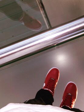 「UU（ユニクロ　アンダーカバー）のアイテム（パンツ）」を使った、Tomo SOMAさん（メンズ・170cm）の秋コーディネート