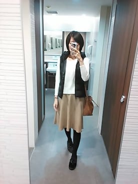 「巾着バッグ」｜「アイテム（ダウンベスト）」を使った、yuukiさん（レディース・170cm）の秋コーディネート