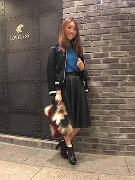 「ファークラッチ」｜「アイテム（ブルゾン）」を使った、NATSUさん（レディース・165cm）の秋コーディネート