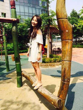 「SET UP」｜「アイテム（腕時計）」を使った、Inesh  Jengさん（レディース・156cm）の夏コーディネート