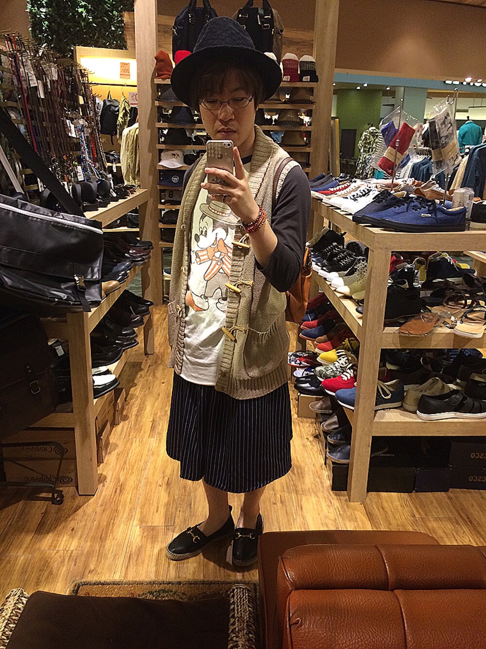 「ガウチョパンツ、エスパドリーユ、ロングTシャツ、ハット、レディース」｜「GRAND GROBALのアイテム（ハット、ブラック系）」を使った、くっし〜さん（メンズ・159cm）の春コーディネートの1枚目の写真