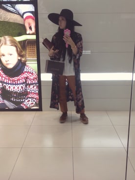 「SAINT LAURENT PARIS（サンローランパリ）のアイテム（帽子）」を使った、yuiさん（レディース・160cm）の秋コーディネート