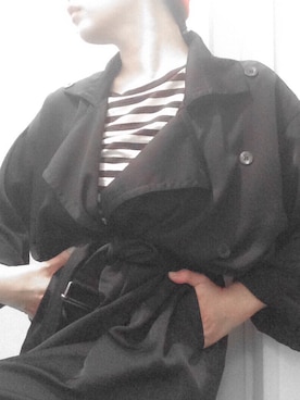 「DRIES VAN NOTEN（ドリスヴァンノッテン）のアイテム（トレンチコート）」を使った、yuiさん（レディース・160cm）の秋コーディネート