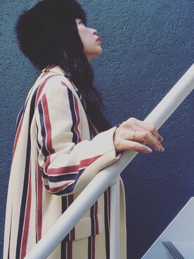 「DRIES VAN NOTEN（ドリスヴァンノッテン）のアイテム（チェスターコート）」を使った、yuiさん（レディース・160cm）の冬コーディネート