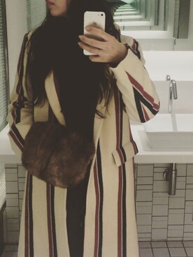 「DRIES VAN NOTEN（ドリスヴァンノッテン）のアイテム（チェスターコート）」を使った、yuiさん（レディース・160cm）の冬コーディネート