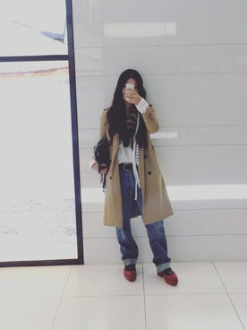 「SAINT LAURENT PARIS（サンローランパリ）のアイテム（トレンチコート）」を使った、yuiさん（レディース・160cm）の春コーディネート
