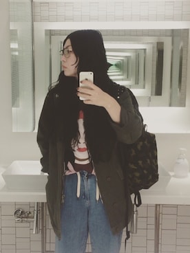 「SAINT LAURENT PARIS（サンローランパリ）のアイテム（ジャケット/アウター）」を使った、yuiさん（レディース・160cm）の春コーディネート