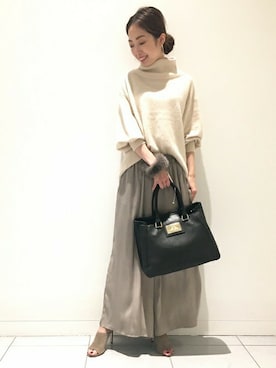 「Noble（ノーブル）のアイテム（トートバッグ）」を使った、natsukiさん（レディース・162cm）の秋コーディネート