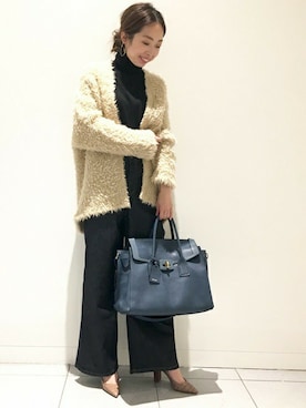 「アイテム（パンプス、イエロー系）」を使った、natsukiさん（レディース・162cm）の秋コーディネート