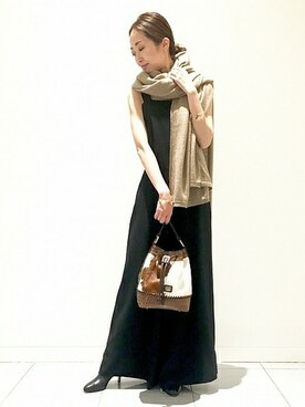 「Noble（ノーブル）のアイテム（ストール/ショール）」を使った、natsukiさん（レディース・162cm）の冬コーディネート