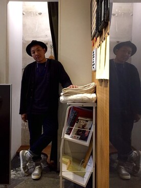 「OUTPUT（アウトプット）のアイテム（パンツ）」を使った、伊藤孝法さん（メンズ・165cm）の秋コーディネート