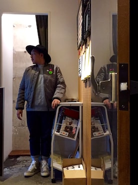 「OUTPUT（アウトプット）のアイテム（帽子）」を使った、伊藤孝法さん（メンズ・165cm）の秋コーディネート