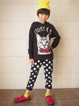 「BLOC（ブロック）のアイテム（パンツ）」を使った、bloc_betty_OFFICIALさん（キッズ・130cm）の冬コーディネート