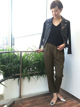 「シルバーシューズ」｜「アイテム（ライダースジャケット）」を使った、Reimiさん（レディース・170cm）の夏コーディネート