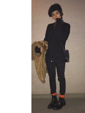 「UNIQLO（ユニクロ）のWOMEN ウルトラストレッチジーンズ（デニムパンツ）」を使った、るうこさん（レディース・162cm）の冬コーディネート