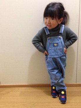 「ハイネックニット」｜「アイテム（オールインワン・サロペット）」を使った、♢ito♢さん（キッズ・90cm）の秋コーディネート