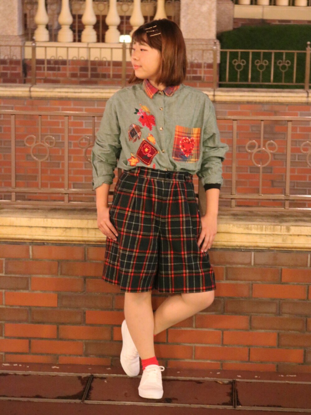 「冬コーデ、ディズニーコーデ、ディズニー、古着」｜「GROGGROGのアイテム（パンツ、その他）」を使った、ぼーさん（レディース・150cm）の冬コーディネートの1枚目の写真