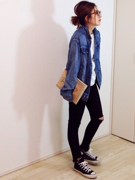 mayumi is wearing TODAYFUL "ポケットラグランTシャツ"