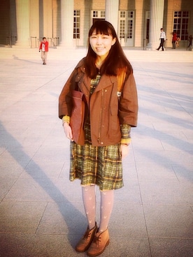 「AS KNOW AS plus（アズノゥアズプラス）のアイテム（ナイロンジャケット）」を使った、Phoebe Shih さん（レディース・160cm）の冬コーディネート