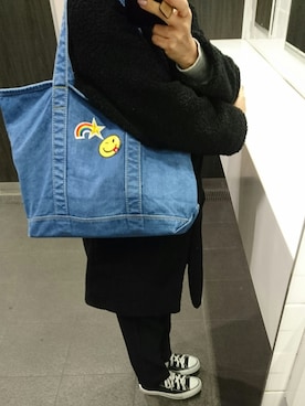 「DRESSTERIOR（ドレステリア）のアイテム（トートバッグ、ブルー系）」を使った、ゆきっぺさん（レディース・145cm）の冬コーディネート