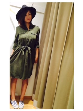 「オリーブ」｜「アイテム（シャツワンピース）」を使った、Piaさん（レディース・160cm）の秋コーディネート