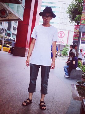 「PULL&BEAR（プルアンドベア）のアイテム（サンダル）」を使った、Owen Wu さん（メンズ・172cm）の夏コーディネート
