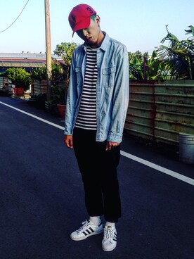 「BLACK COMME des GARCONS（ブラックコムデギャルソン）のアイテム（スラックス）」を使った、Owen Wu さん（メンズ・173cm）の秋コーディネート
