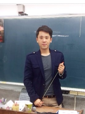 林似津さんのコーディネート