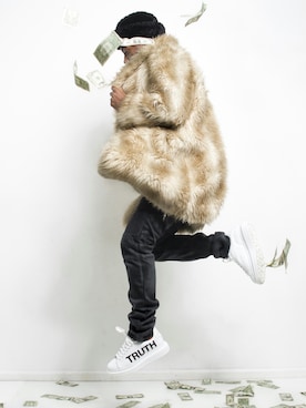 MARKVENCHYさんのコーディネート