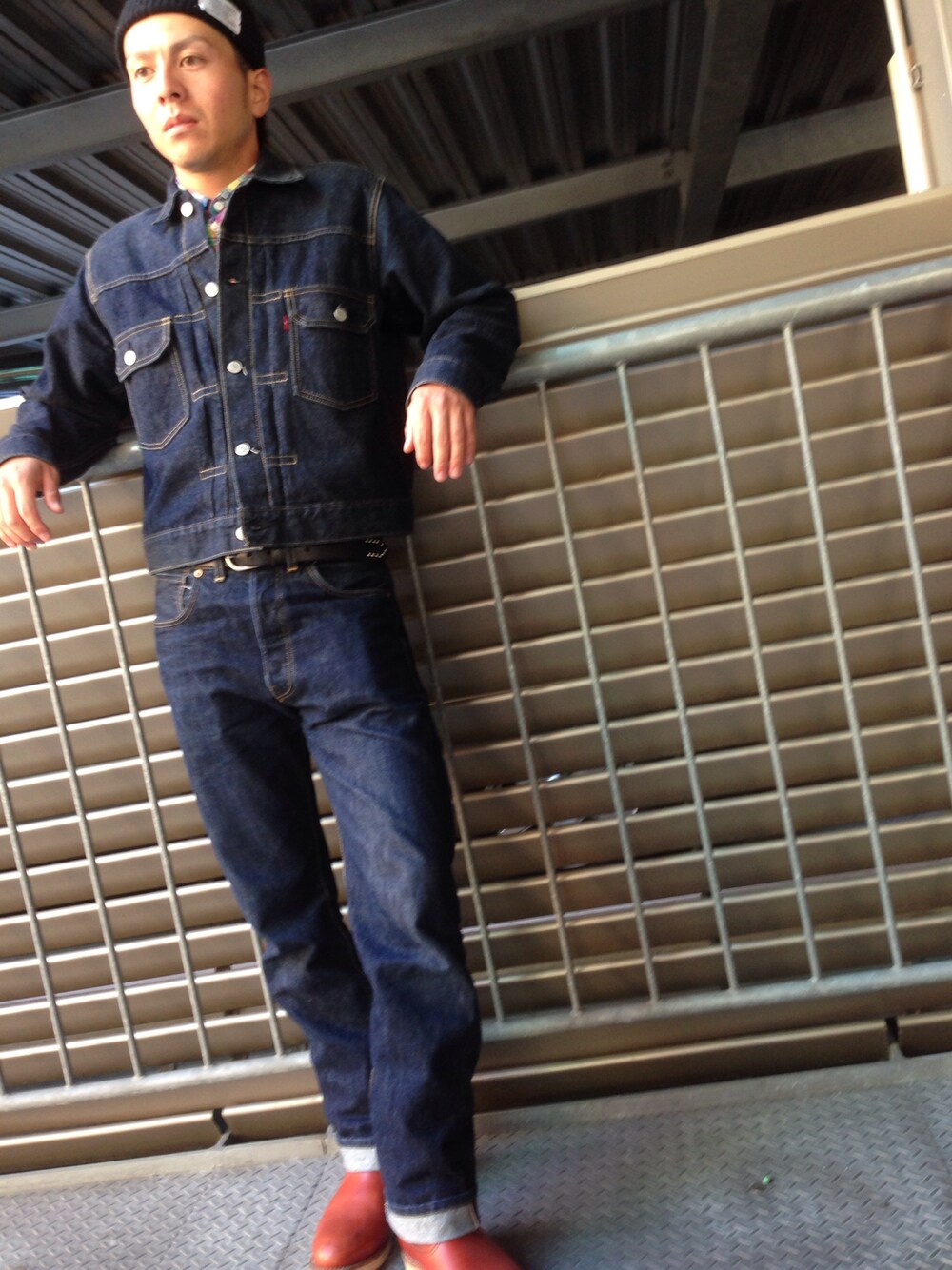 「BigE、Levi's、Gジャン、デニム オン デニム、デニムパンツ、復刻、RED WING」｜「Levi'sのアイテム（デニムジャケット、ブルー系）」を使った、ya-tanさん（メンズ・170cm）の秋コーディネートの1枚目の写真