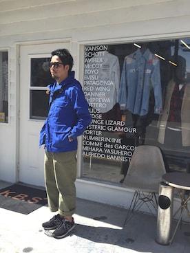 「アイテム（マウンテンパーカー、ブルー系）」を使った、taleme(笠やん)さん（メンズ・174cm）の春コーディネート