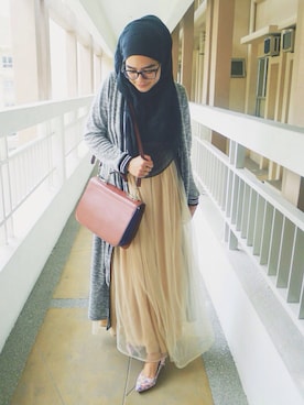 「VINTAGE（ヴィンテージ）のアイテム（メッセンジャーバッグ）」を使った、Suri Rさん（レディース・157cm）の春コーディネート