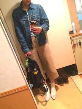 「くつした」｜「アイテム（デニムジャケット）」を使った、かなこさん（レディース・167cm）の春コーディネート