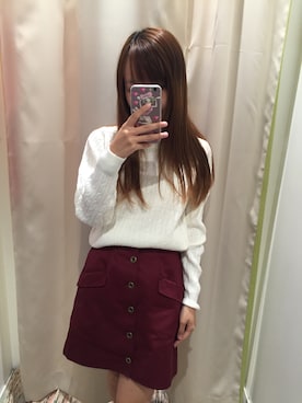 「アイテム（デニムスカート、レッド系）」を使った、木下柚奈さん（レディース・158cm）の夏コーディネート