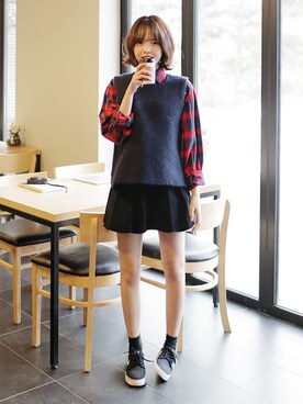 「DHOLIC（ディーホリック）のアイテム（ベスト）」を使った、ディーホリックさん（レディース・166cm）の冬コーディネート