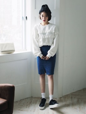 「アイテム（デニムスカート）」を使った、ディーホリックさん（レディース・164cm）の冬コーディネート