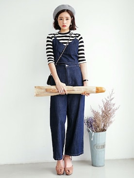 「Vネック」｜「アイテム（つなぎ/オールインワン）」を使った、ディーホリックさん（レディース・162cm）の秋コーディネート