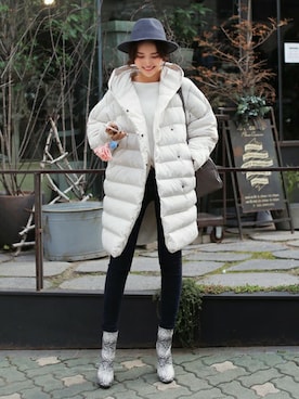 「DHOLIC（ディーホリック）の新作10％OFF（Tシャツ/カットソー）」を使った、ディーホリックさん（レディース・166cm）の冬コーディネート