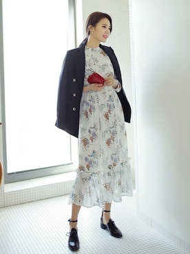 「アイテム（テーラードジャケット）」を使った、ディーホリックさん（レディース・169cm）の冬コーディネート