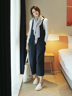 「アイテム（つなぎ/オールインワン）」を使った、ディーホリックさん（レディース・163cm）の春コーディネート